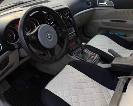 Сірий Альфа Ромео 159, об'ємом двигуна 1.9 л та пробігом 240 тис. км за 2850 $, фото 5 на Automoto.ua