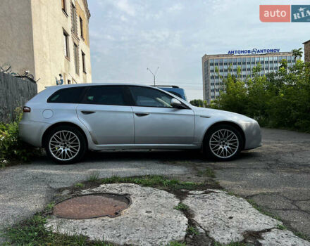 Серый Альфа Ромео 159, объемом двигателя 1.9 л и пробегом 301 тыс. км за 3450 $, фото 2 на Automoto.ua