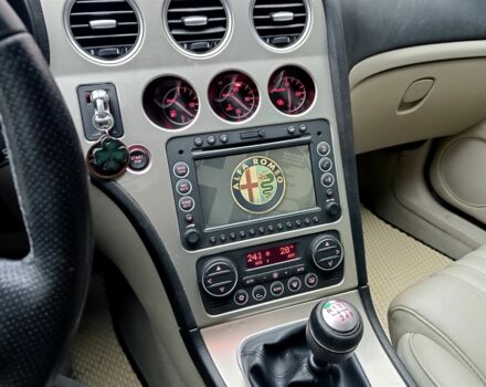 Серый Альфа Ромео 159, объемом двигателя 1.9 л и пробегом 270 тыс. км за 6000 $, фото 13 на Automoto.ua