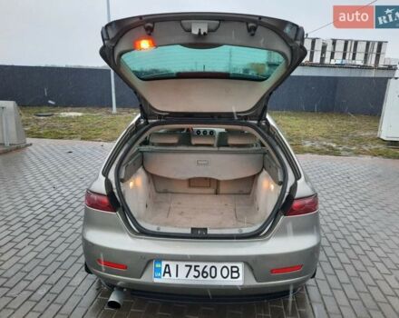 Сірий Альфа Ромео 159, об'ємом двигуна 1.9 л та пробігом 207 тис. км за 7600 $, фото 15 на Automoto.ua