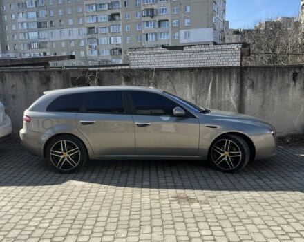 Серый Альфа Ромео 159, объемом двигателя 1.9 л и пробегом 250 тыс. км за 4000 $, фото 1 на Automoto.ua