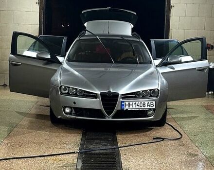 Сірий Альфа Ромео 159, об'ємом двигуна 2.4 л та пробігом 21700 тис. км за 5600 $, фото 6 на Automoto.ua