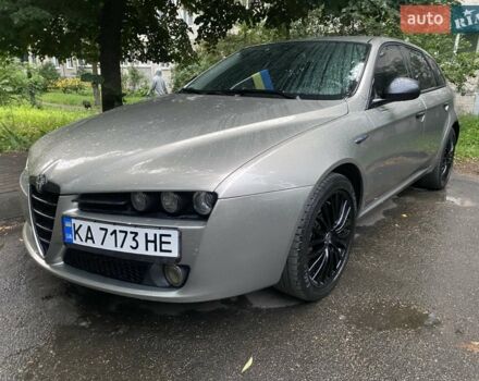 Серый Альфа Ромео 159, объемом двигателя 2.2 л и пробегом 180 тыс. км за 4999 $, фото 22 на Automoto.ua