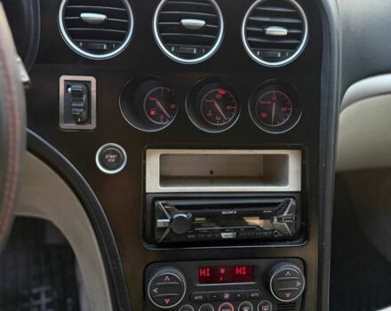 Сірий Альфа Ромео 159, об'ємом двигуна 1.9 л та пробігом 240 тис. км за 2850 $, фото 7 на Automoto.ua