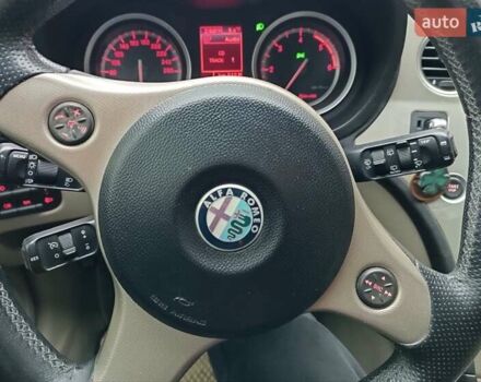 Серый Альфа Ромео 159, объемом двигателя 1.91 л и пробегом 276 тыс. км за 7500 $, фото 16 на Automoto.ua