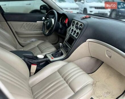 Сірий Альфа Ромео 159, об'ємом двигуна 1.9 л та пробігом 270 тис. км за 7490 $, фото 17 на Automoto.ua