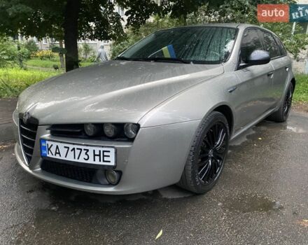 Сірий Альфа Ромео 159, об'ємом двигуна 2.2 л та пробігом 180 тис. км за 4999 $, фото 22 на Automoto.ua