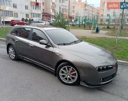 Серый Альфа Ромео 159, объемом двигателя 1.91 л и пробегом 276 тыс. км за 7500 $, фото 10 на Automoto.ua