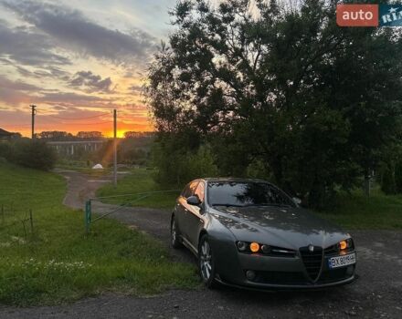 Серый Альфа Ромео 159, объемом двигателя 1.9 л и пробегом 290 тыс. км за 4300 $, фото 2 на Automoto.ua