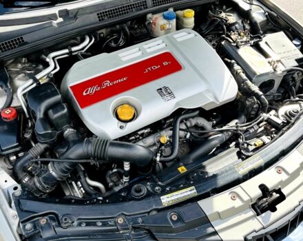 Сірий Альфа Ромео 159, об'ємом двигуна 1.9 л та пробігом 316 тис. км за 3000 $, фото 13 на Automoto.ua