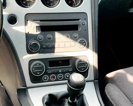 Сірий Альфа Ромео 159, об'ємом двигуна 1.9 л та пробігом 316 тис. км за 3000 $, фото 12 на Automoto.ua