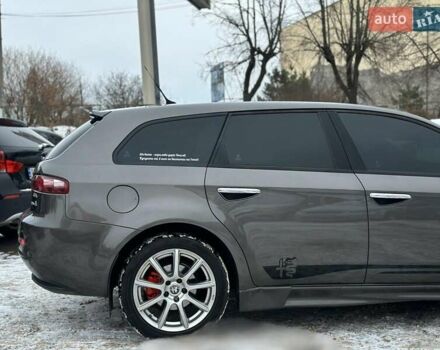 Сірий Альфа Ромео 159, об'ємом двигуна 1.9 л та пробігом 270 тис. км за 7490 $, фото 5 на Automoto.ua