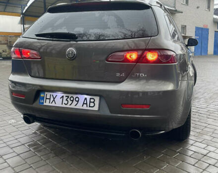 Серый Альфа Ромео 159, объемом двигателя 2.39 л и пробегом 226 тыс. км за 7800 $, фото 29 на Automoto.ua