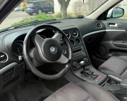 Сірий Альфа Ромео 159, об'ємом двигуна 1.9 л та пробігом 300 тис. км за 2900 $, фото 5 на Automoto.ua