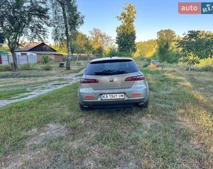 Серый Альфа Ромео 159, объемом двигателя 1.9 л и пробегом 294 тыс. км за 6000 $, фото 4 на Automoto.ua