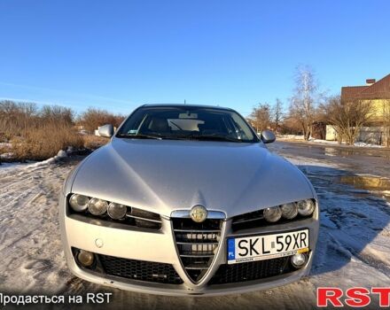 Сірий Альфа Ромео 159, об'ємом двигуна 2 л та пробігом 30800 тис. км за 2600 $, фото 2 на Automoto.ua
