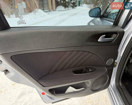 Сірий Альфа Ромео 159, об'ємом двигуна 2 л та пробігом 225 тис. км за 6490 $, фото 14 на Automoto.ua