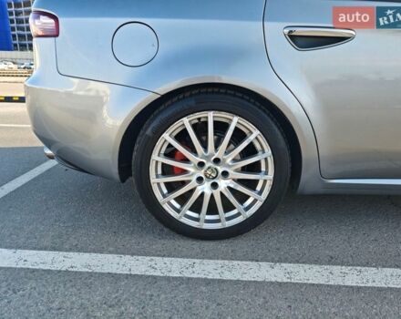 Серый Альфа Ромео 159, объемом двигателя 2.2 л и пробегом 210 тыс. км за 7000 $, фото 8 на Automoto.ua