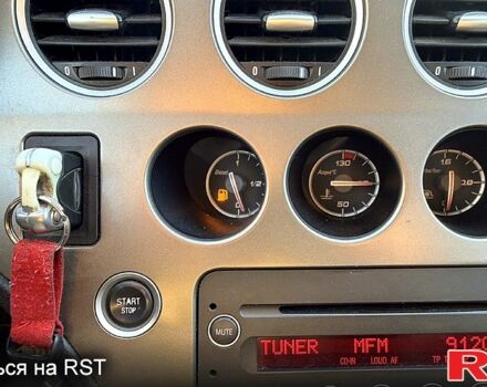 Сірий Альфа Ромео 159, об'ємом двигуна 2 л та пробігом 30800 тис. км за 2600 $, фото 13 на Automoto.ua