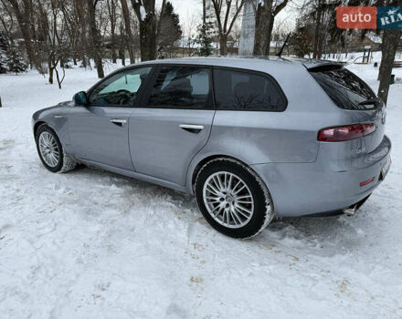 Сірий Альфа Ромео 159, об'ємом двигуна 2 л та пробігом 225 тис. км за 6490 $, фото 8 на Automoto.ua