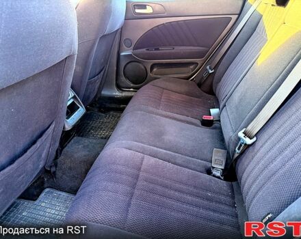 Сірий Альфа Ромео 159, об'ємом двигуна 2 л та пробігом 30800 тис. км за 2600 $, фото 9 на Automoto.ua