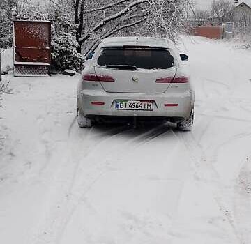 Серый Альфа Ромео 159, объемом двигателя 1.9 л и пробегом 257 тыс. км за 7413 $, фото 4 на Automoto.ua