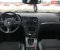 Сірий Альфа Ромео 159, об'ємом двигуна 2 л та пробігом 235 тис. км за 7999 $, фото 10 на Automoto.ua