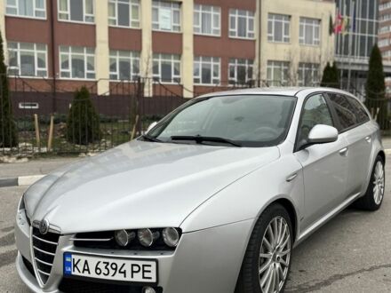 Сірий Альфа Ромео 159, об'ємом двигуна 2.4 л та пробігом 252 тис. км за 3500 $, фото 1 на Automoto.ua