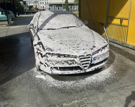 Сірий Альфа Ромео 159, об'ємом двигуна 1.9 л та пробігом 330 тис. км за 5000 $, фото 1 на Automoto.ua