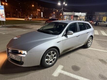 Серый Альфа Ромео 159, объемом двигателя 1.9 л и пробегом 252 тыс. км за 3300 $, фото 1 на Automoto.ua