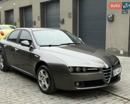 Сірий Альфа Ромео 159, об'ємом двигуна 1.8 л та пробігом 290 тис. км за 4800 $, фото 1 на Automoto.ua