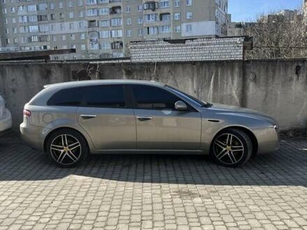 Сірий Альфа Ромео 159, об'ємом двигуна 1.9 л та пробігом 250 тис. км за 4000 $, фото 1 на Automoto.ua