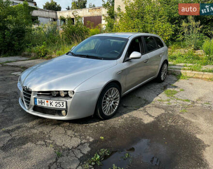 Серый Альфа Ромео 159, объемом двигателя 1.9 л и пробегом 301 тыс. км за 3450 $, фото 1 на Automoto.ua