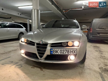 Сірий Альфа Ромео 159, об'ємом двигуна 2 л та пробігом 232 тис. км за 8000 $, фото 1 на Automoto.ua