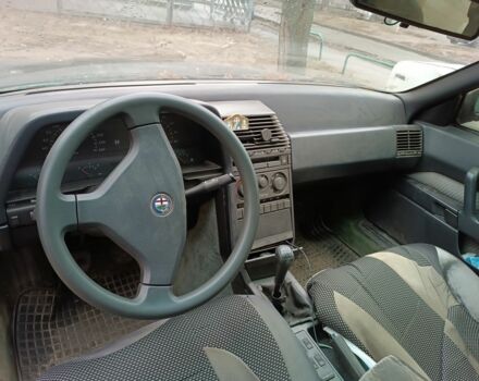 Черный Альфа Ромео 164, объемом двигателя 2 л и пробегом 300 тыс. км за 1050 $, фото 4 на Automoto.ua