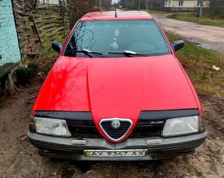 Красный Альфа Ромео 164, объемом двигателя 2 л и пробегом 100 тыс. км за 2000 $, фото 1 на Automoto.ua
