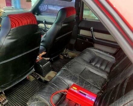 Красный Альфа Ромео 164, объемом двигателя 2 л и пробегом 100 тыс. км за 2000 $, фото 2 на Automoto.ua