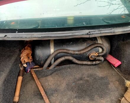 Красный Альфа Ромео 164, объемом двигателя 2 л и пробегом 100 тыс. км за 2000 $, фото 6 на Automoto.ua