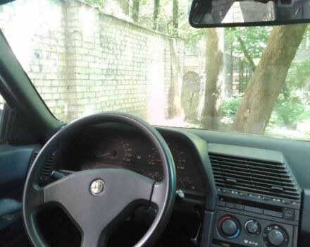 Червоний Альфа Ромео 164, об'ємом двигуна 2 л та пробігом 230 тис. км за 1000 $, фото 9 на Automoto.ua