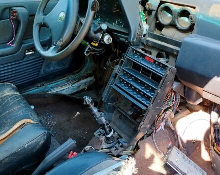 Зеленый Альфа Ромео 164, объемом двигателя 2 л и пробегом 0 тыс. км за 1100 $, фото 1 на Automoto.ua