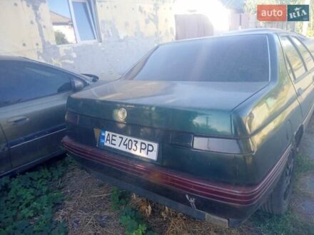 Зеленый Альфа Ромео 164, объемом двигателя 2 л и пробегом 200 тыс. км за 650 $, фото 1 на Automoto.ua