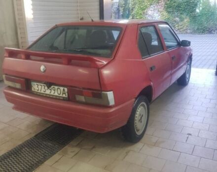 Красный Альфа Ромео 33, объемом двигателя 1 л и пробегом 111 тыс. км за 5000 $, фото 7 на Automoto.ua