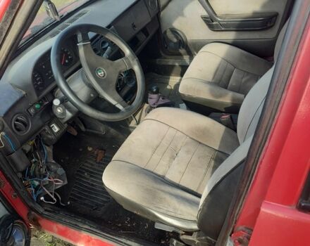 Красный Альфа Ромео 33, объемом двигателя 0 л и пробегом 160 тыс. км за 355 $, фото 5 на Automoto.ua