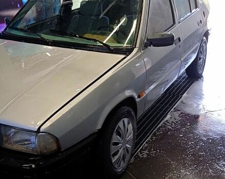 Сірий Альфа Ромео 33, об'ємом двигуна 1.6 л та пробігом 425 тис. км за 800 $, фото 3 на Automoto.ua