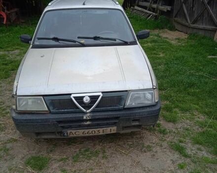 Сірий Альфа Ромео 33, об'ємом двигуна 0 л та пробігом 325 тис. км за 550 $, фото 1 на Automoto.ua