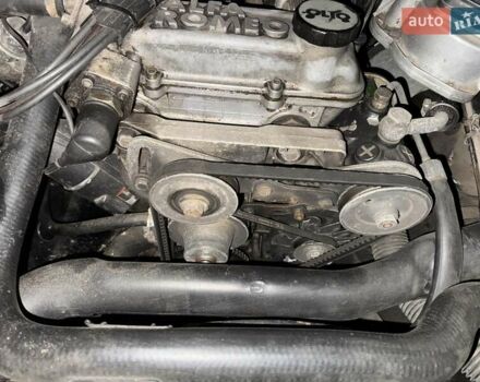 Чорний Альфа Ромео 75, об'ємом двигуна 1.8 л та пробігом 204 тис. км за 1700 $, фото 17 на Automoto.ua