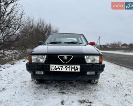 Чорний Альфа Ромео 75, об'ємом двигуна 1.8 л та пробігом 204 тис. км за 1700 $, фото 2 на Automoto.ua