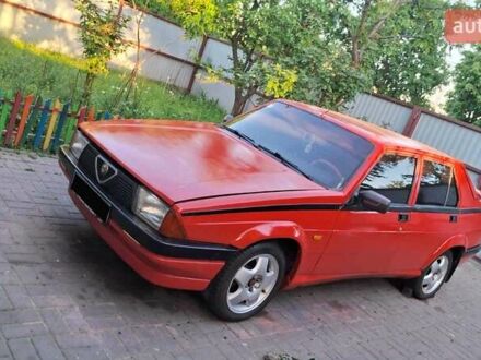 Альфа Ромео 75 1986 в Черкассах на Automoto.ua Красный Альфа Ромео 75, объемом двигателя 1.78 л и пробегом 20 тыс. км за 2200 $, фото 1 на Automoto.ua