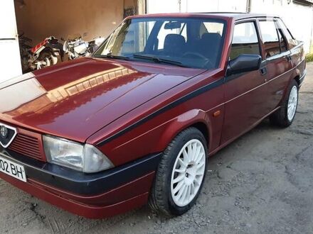 Альфа Ромео 75 1986 у Харкові на Automoto.ua Червоний Альфа Ромео 75, об'ємом двигуна 1.8 л та пробігом 48 тис. км за 2450 $, фото 1 на Automoto.ua