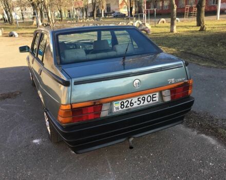 Серый Альфа Ромео 75, объемом двигателя 1.6 л и пробегом 200 тыс. км за 850 $, фото 3 на Automoto.ua